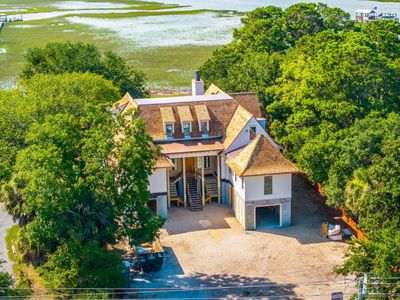 2910 Jasper Boulevard, Sullivans Island, SC 29482