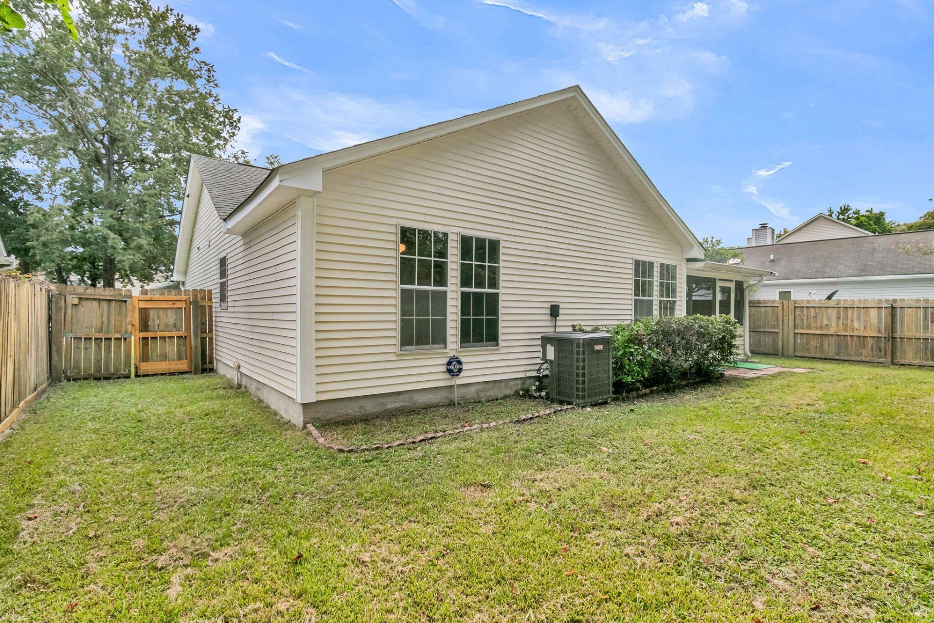 4034 Indigo Ridge Drive Photo 16