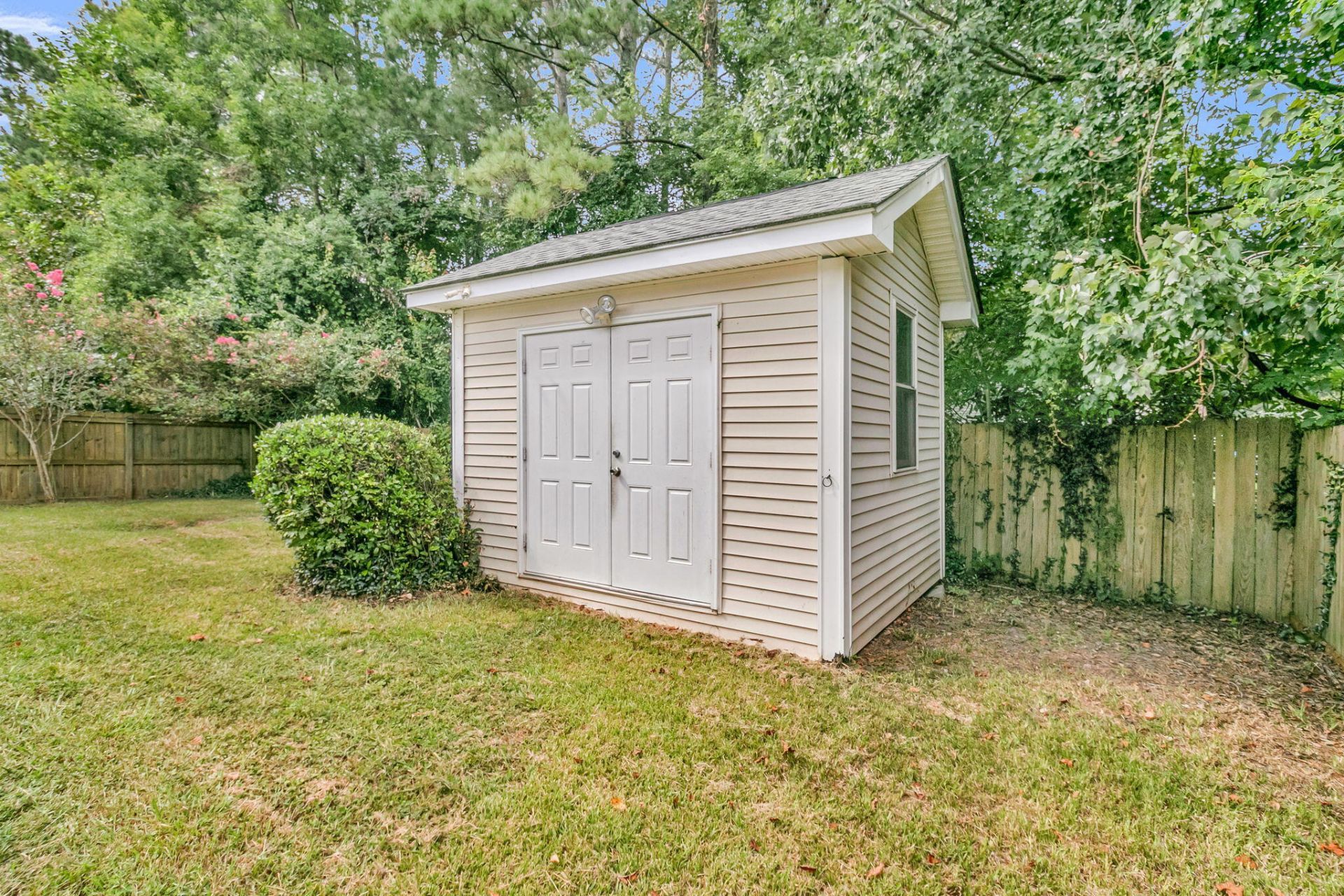 4034 Indigo Ridge Drive Photo 17
