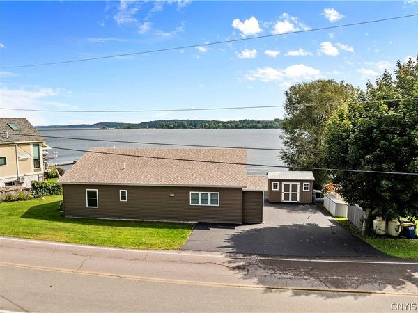 14900 W Bay Road, Sterling, NY 13156
