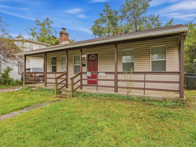 2117 Denune Avenue , Columbus, OH 43211 Photo 2