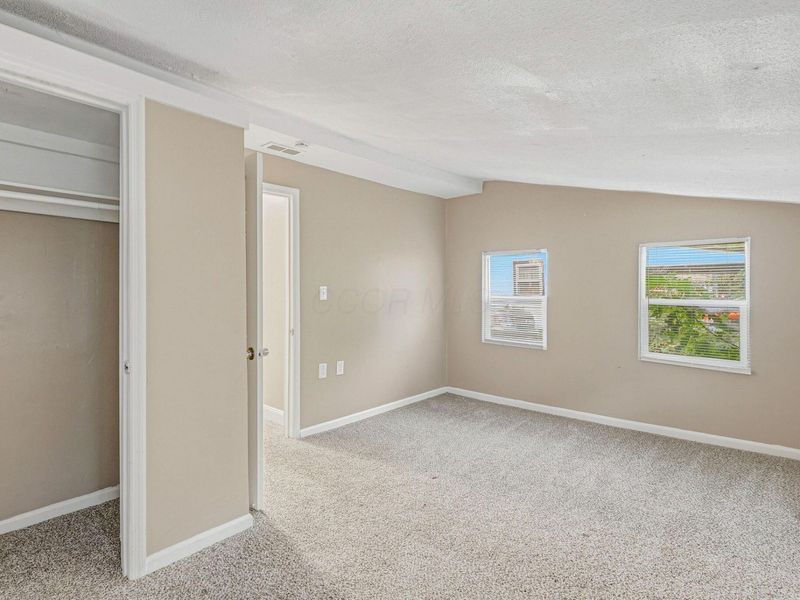 2117 Denune Avenue , Columbus, OH 43211 Photo 23