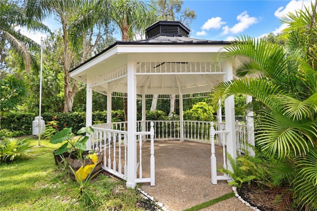 471 28th Court, Vero Beach, FL 32968 Photo