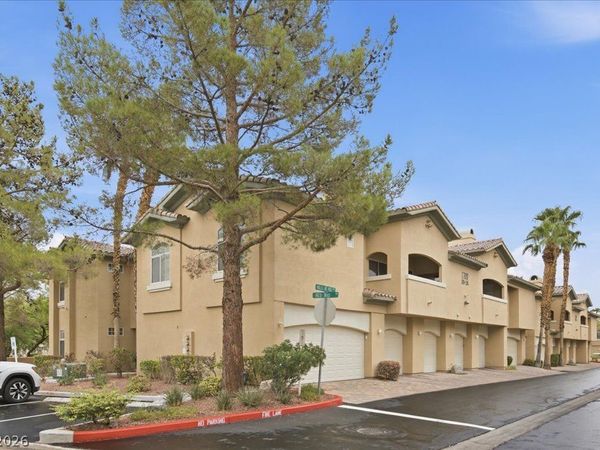 1708 Hills Of Red Drive, Unit 104, Las Vegas, NV 89128