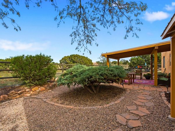 11 Dulce Road , Santa Fe, NM 87508
