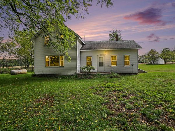 852 S Stiles Road, Ludington, MI 49431