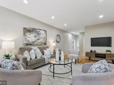 1024 VALLEY DRIVE , ALEXANDRIA, VA 22302