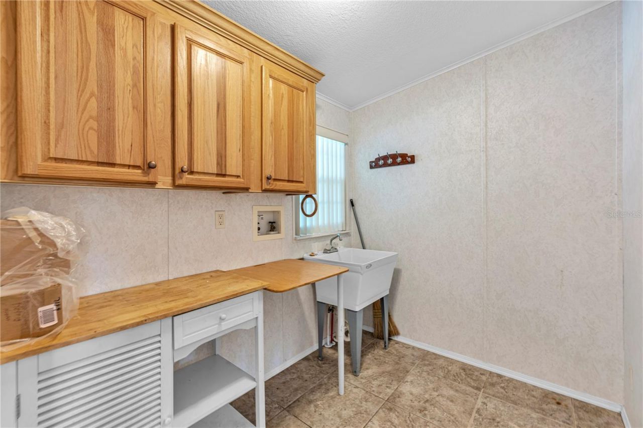 56310 Redbud Road , Astor, FL 32102 Photo