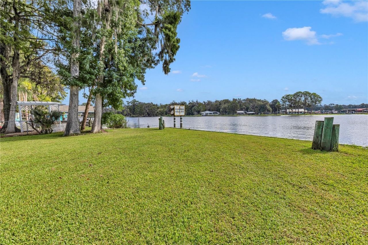 56310 Redbud Road , Astor, FL 32102 Photo