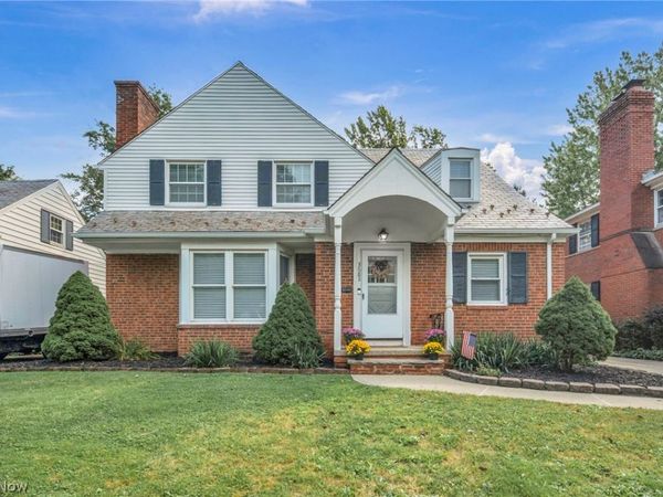 3683 Stoer Road, Shaker Heights, OH 44122