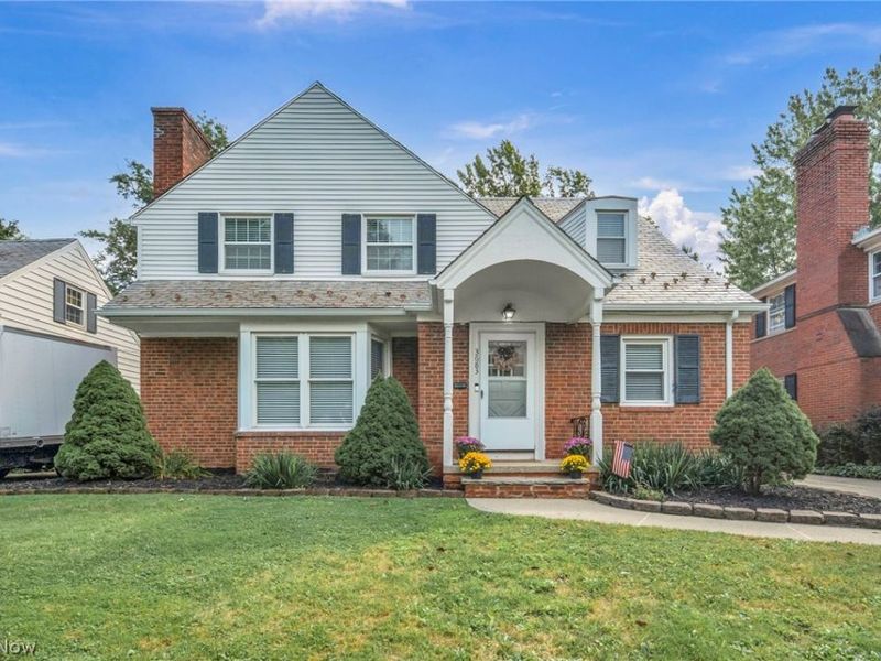 3683 Stoer Road, Shaker Heights, OH 44122 Photo 1