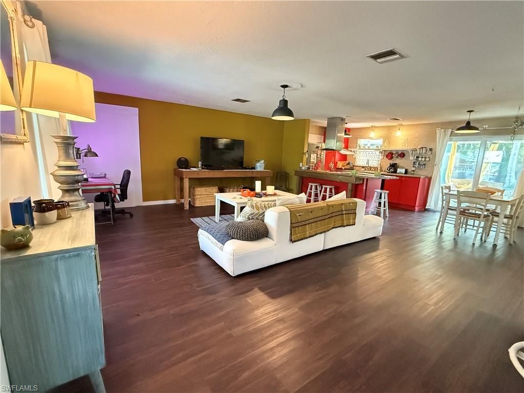 10899 Russell Rd , Bokeelia, FL 33922 Photo
