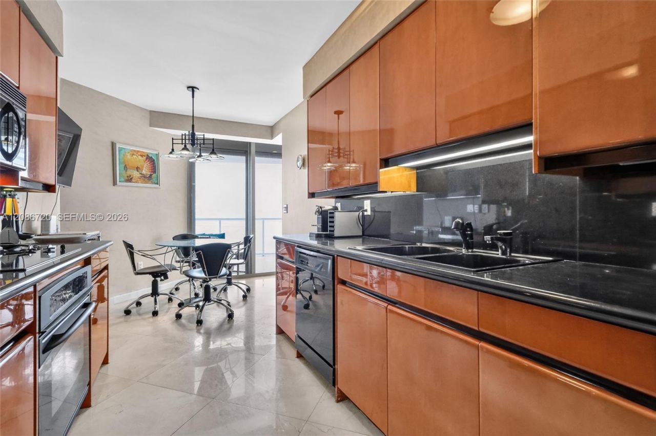 18671 Collins Ave , Unit 2501, Sunny Isles Beach, FL 33160 Photo