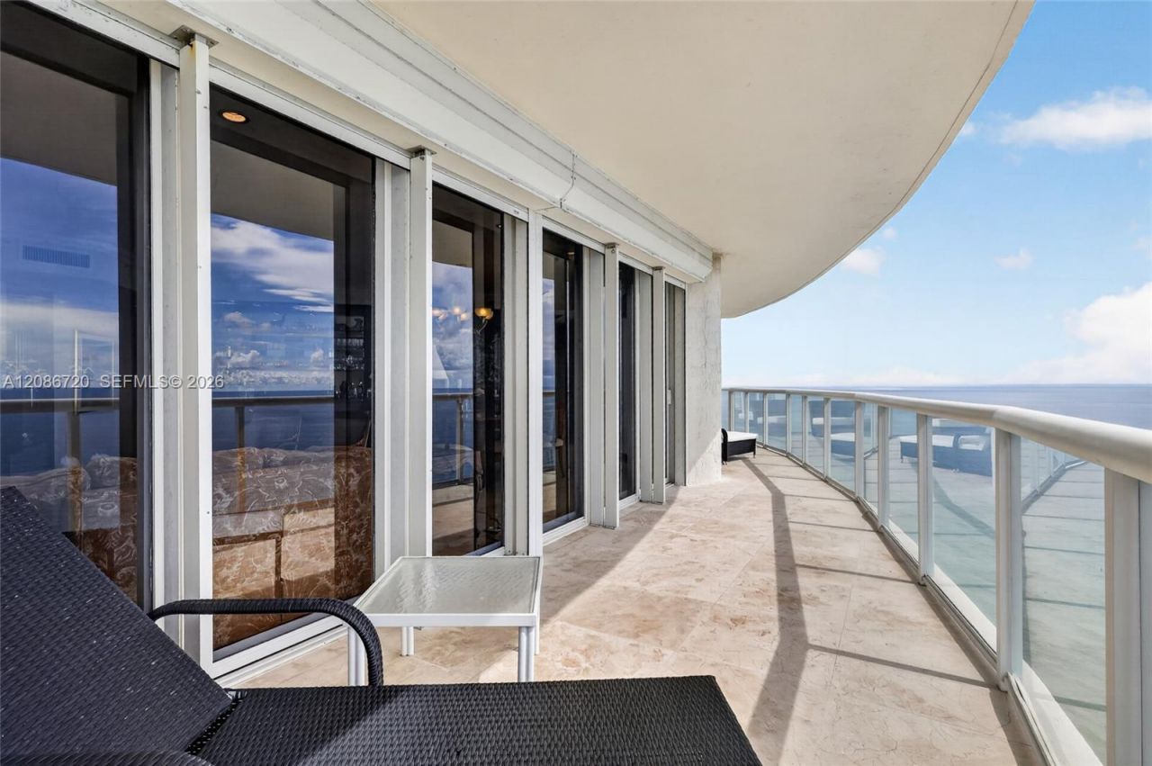18671 Collins Ave , Unit 2501, Sunny Isles Beach, FL 33160 Photo