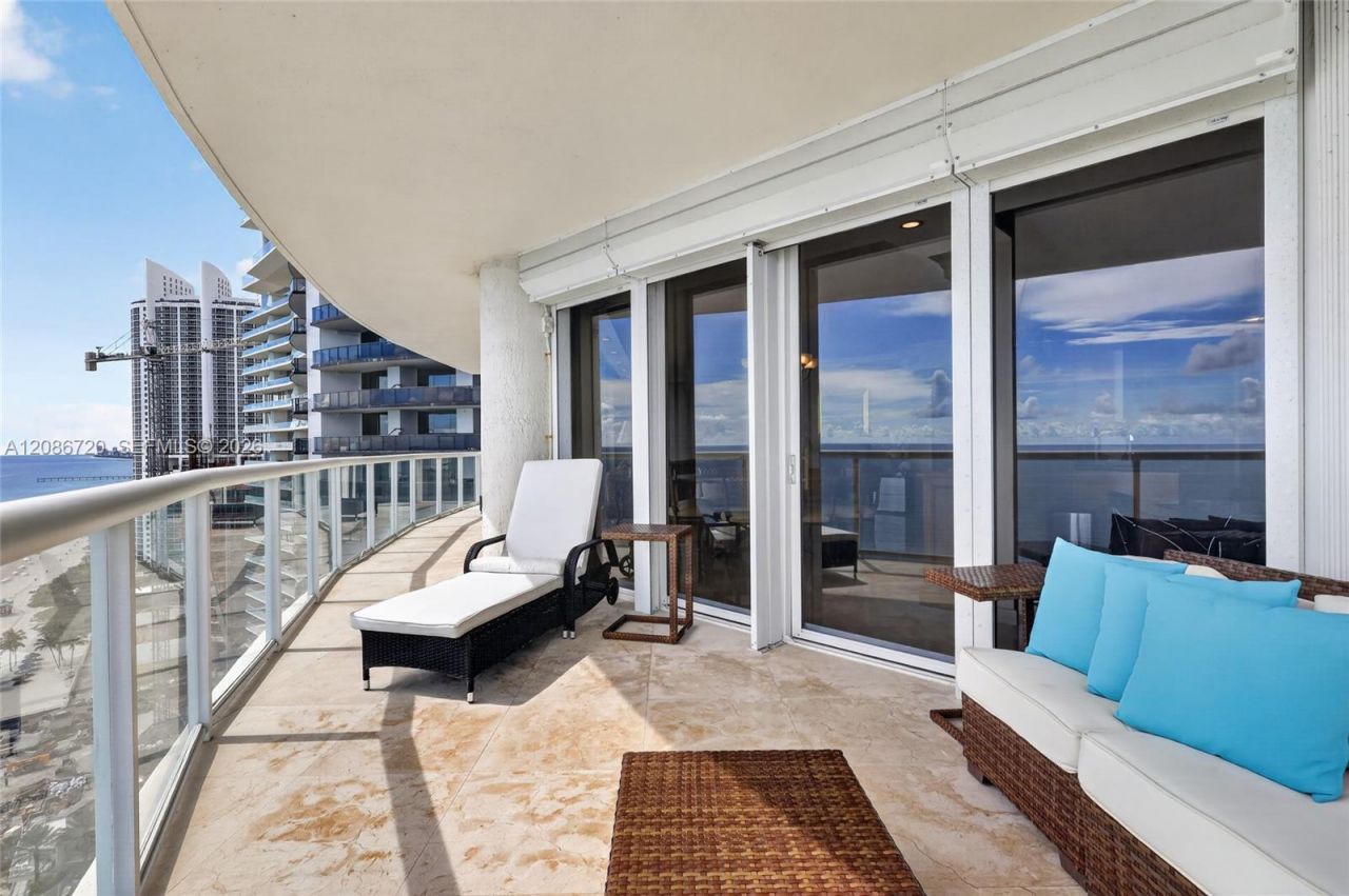 18671 Collins Ave , Unit 2501, Sunny Isles Beach, FL 33160 Photo