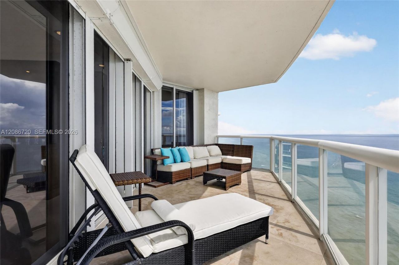 18671 Collins Ave , Unit 2501, Sunny Isles Beach, FL 33160 Photo
