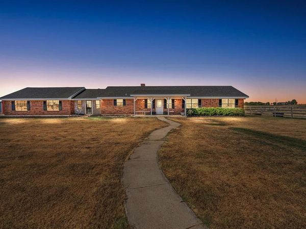 8871 Sam Bass Road, Sanger, TX 76266