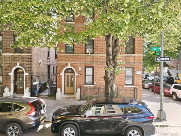 1098 Grant Avenue , Bronx, NY 10456