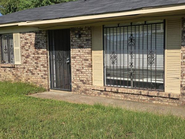 6545 Van Buren Road, Jackson, MS 39213