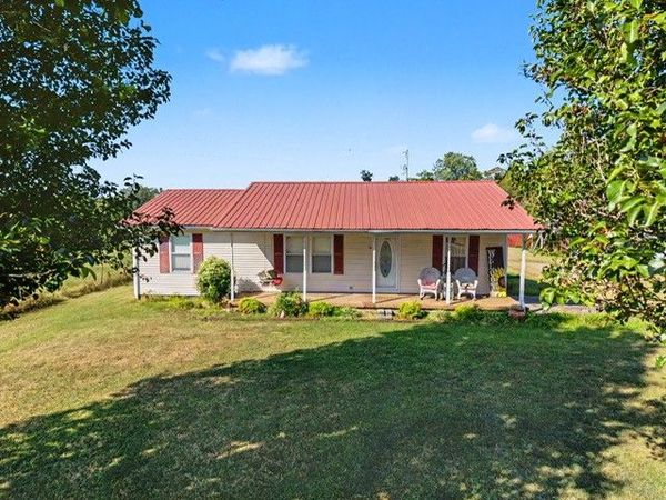 1818 Cold Springs Rd , Lafayette, TN 37083