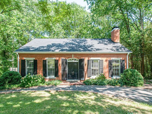 916 Rodney Dr, Nashville, TN 37205