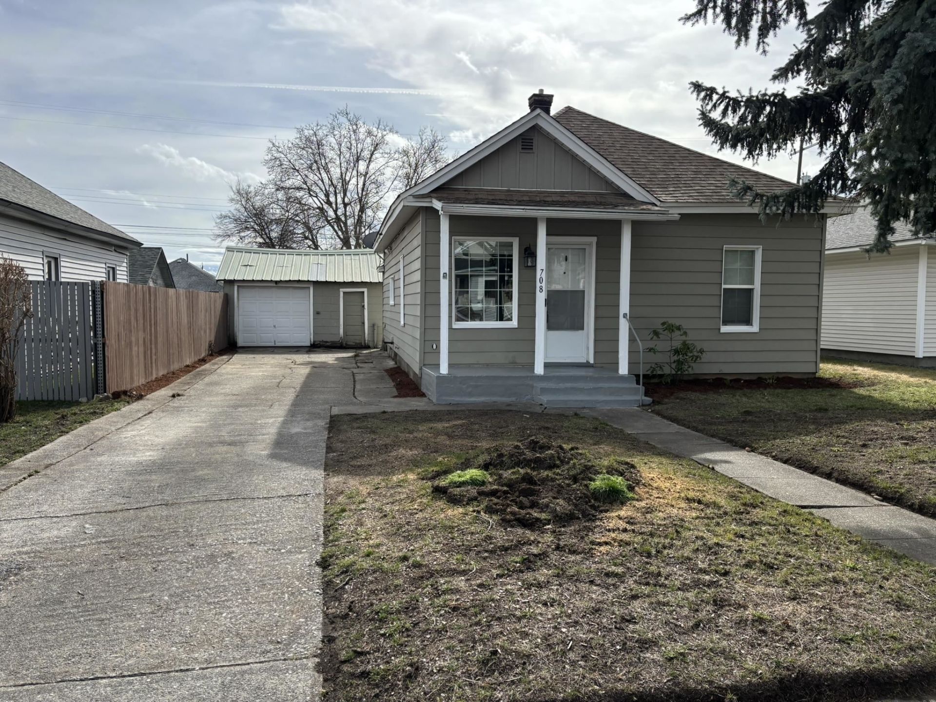 708 E Providence Ave, Spokane, WA 99207 Main Photo