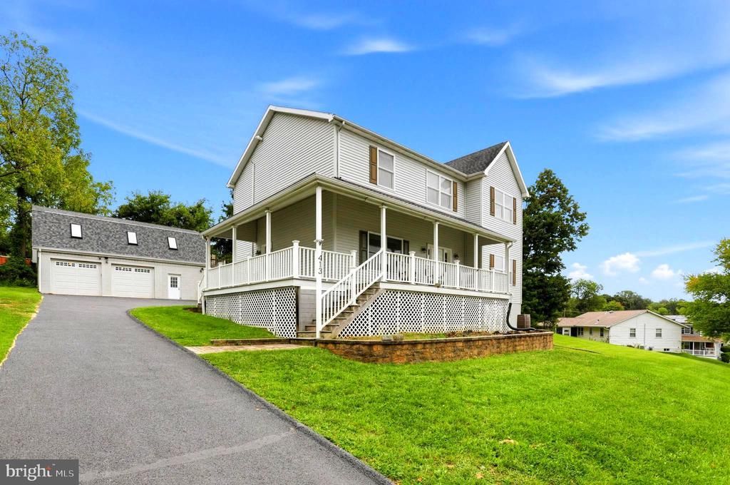 413 LINCOLN AVENUE , LANGHORNE, PA 19047