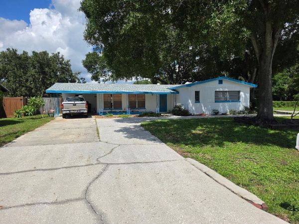 4601 W PRICE AVENUE, TAMPA, FL 33611