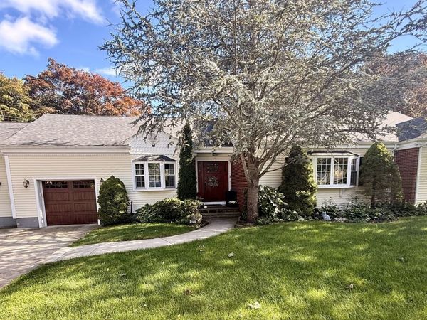 270 Gardner St, New Bedford, MA 02740