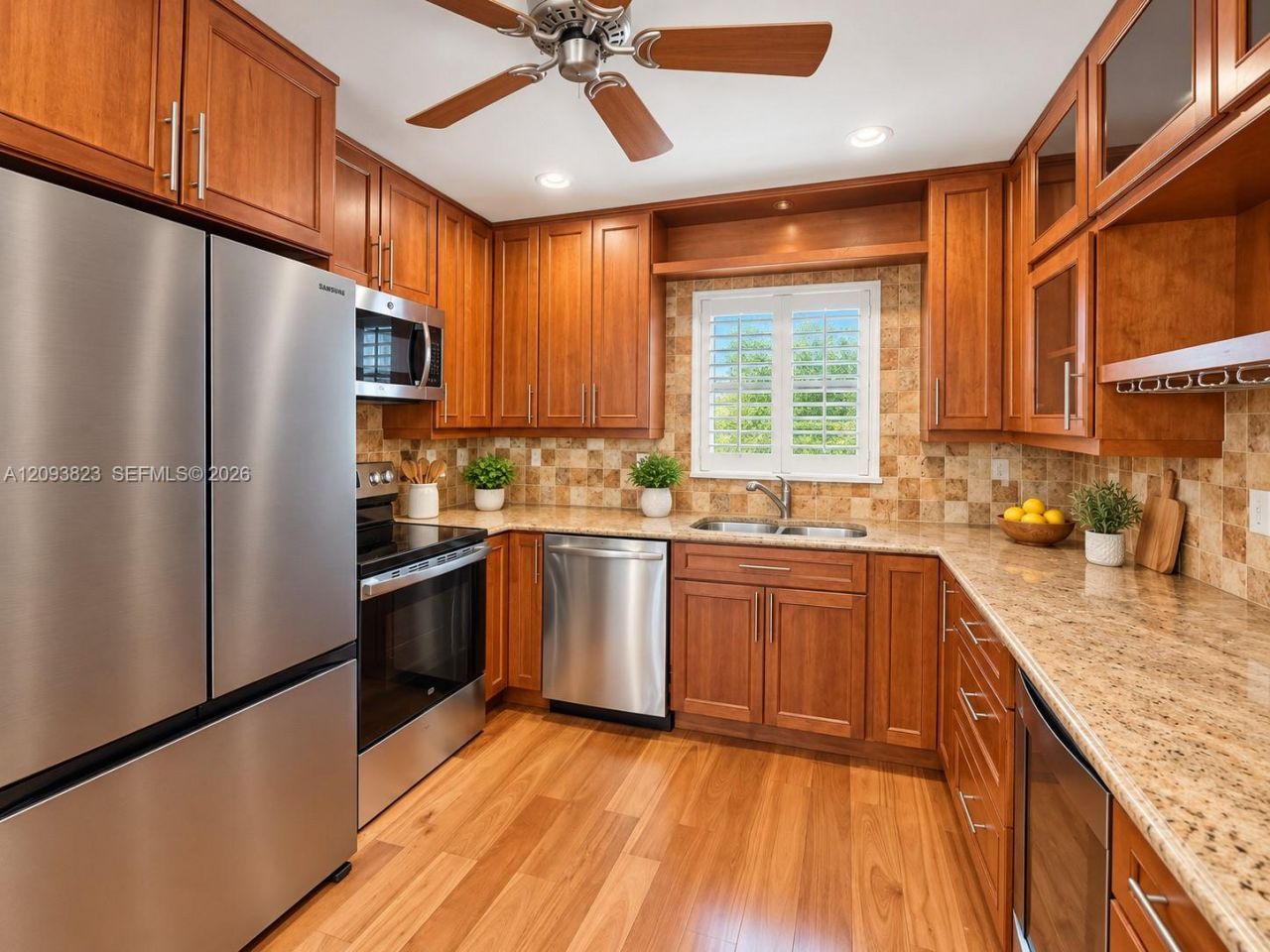 11 Garden St, Unit 101T, Tequesta, FL 33469 Photo