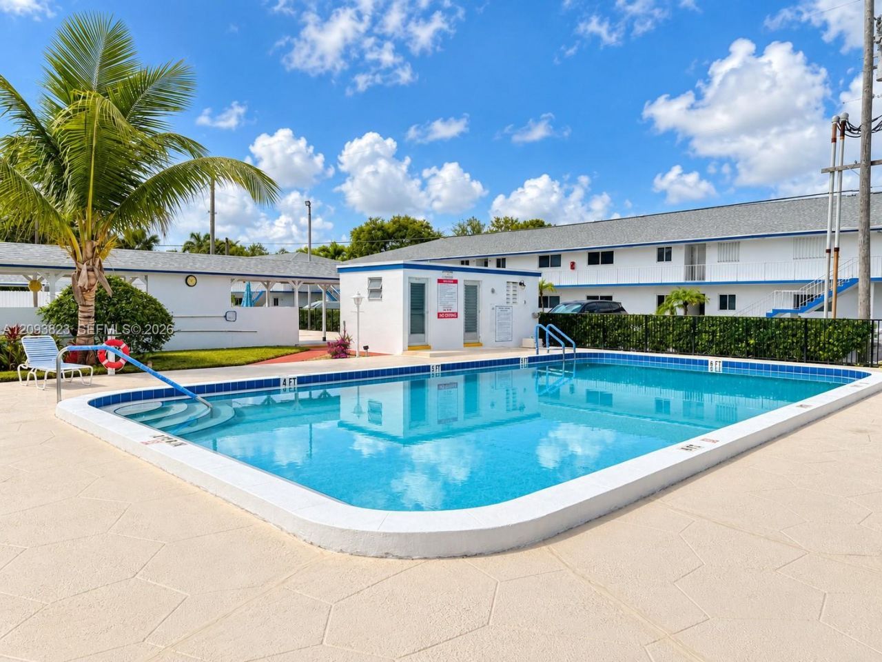 11 Garden St, Unit 101T, Tequesta, FL 33469 Photo