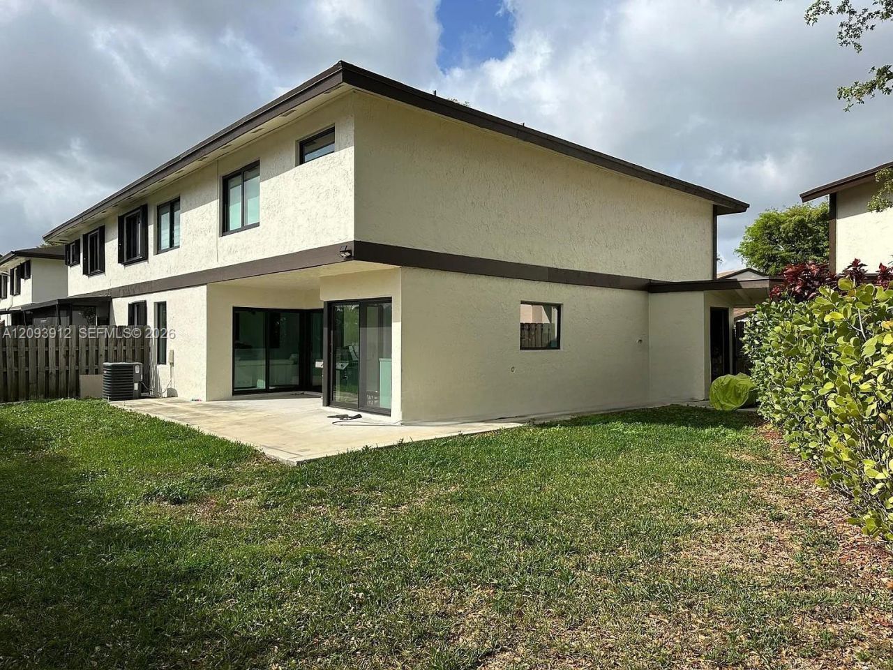 6711 SW 127th Pl , Miami, FL 33183 Photo