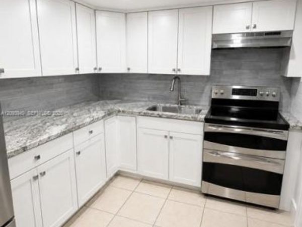 14180 SW 84th St , Unit 409-G, Miami, FL 33183