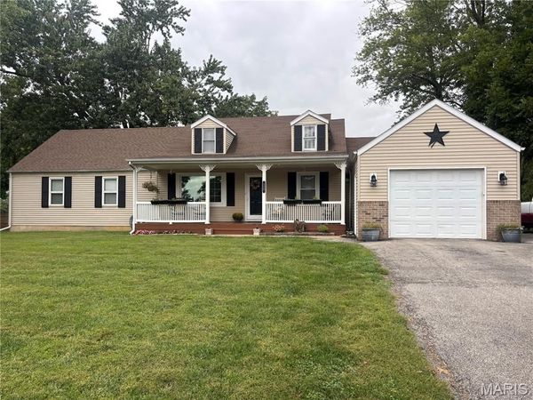 120 Oakland Drive, Hannibal, MO 63401