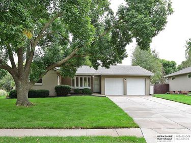 12311 Seward Street, Omaha, NE 68154