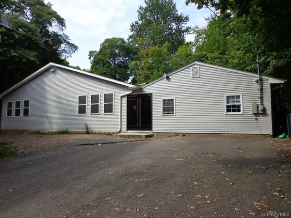 71 Main Street , Monsey, NY 10952