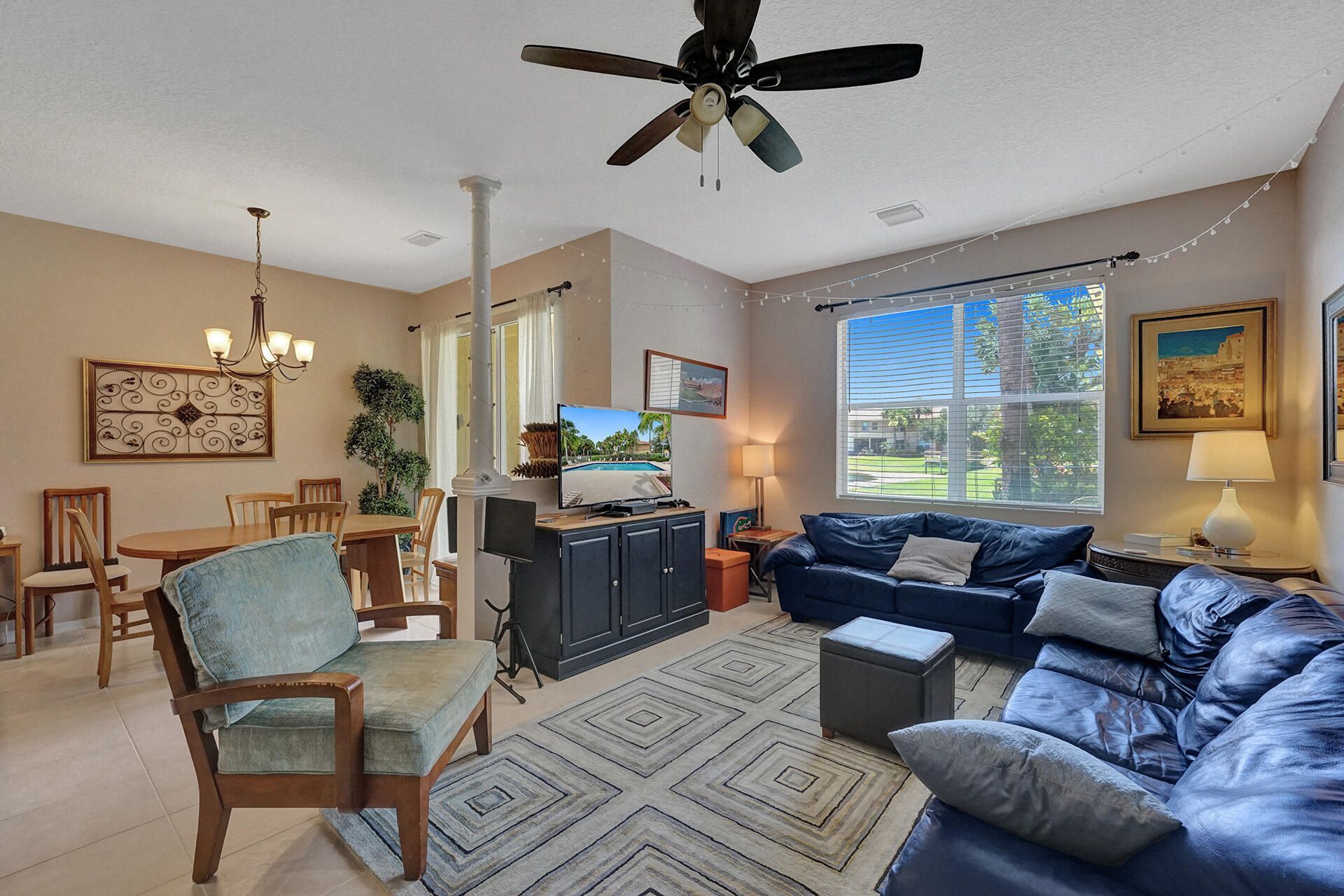 254 River Bluff Lane, Royal Palm Beach, FL 33411 Photo