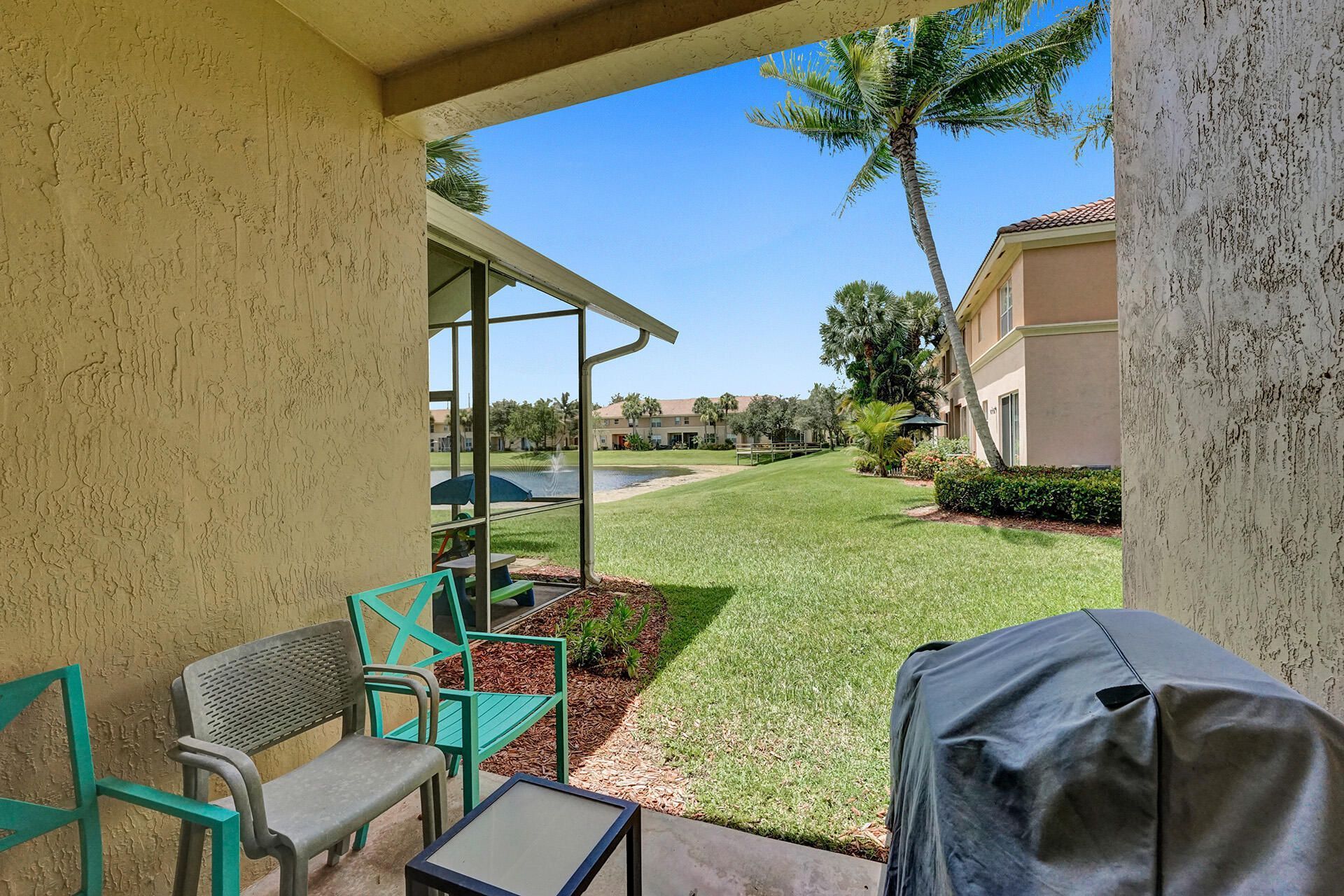 254 River Bluff Lane, Royal Palm Beach, FL 33411 Photo