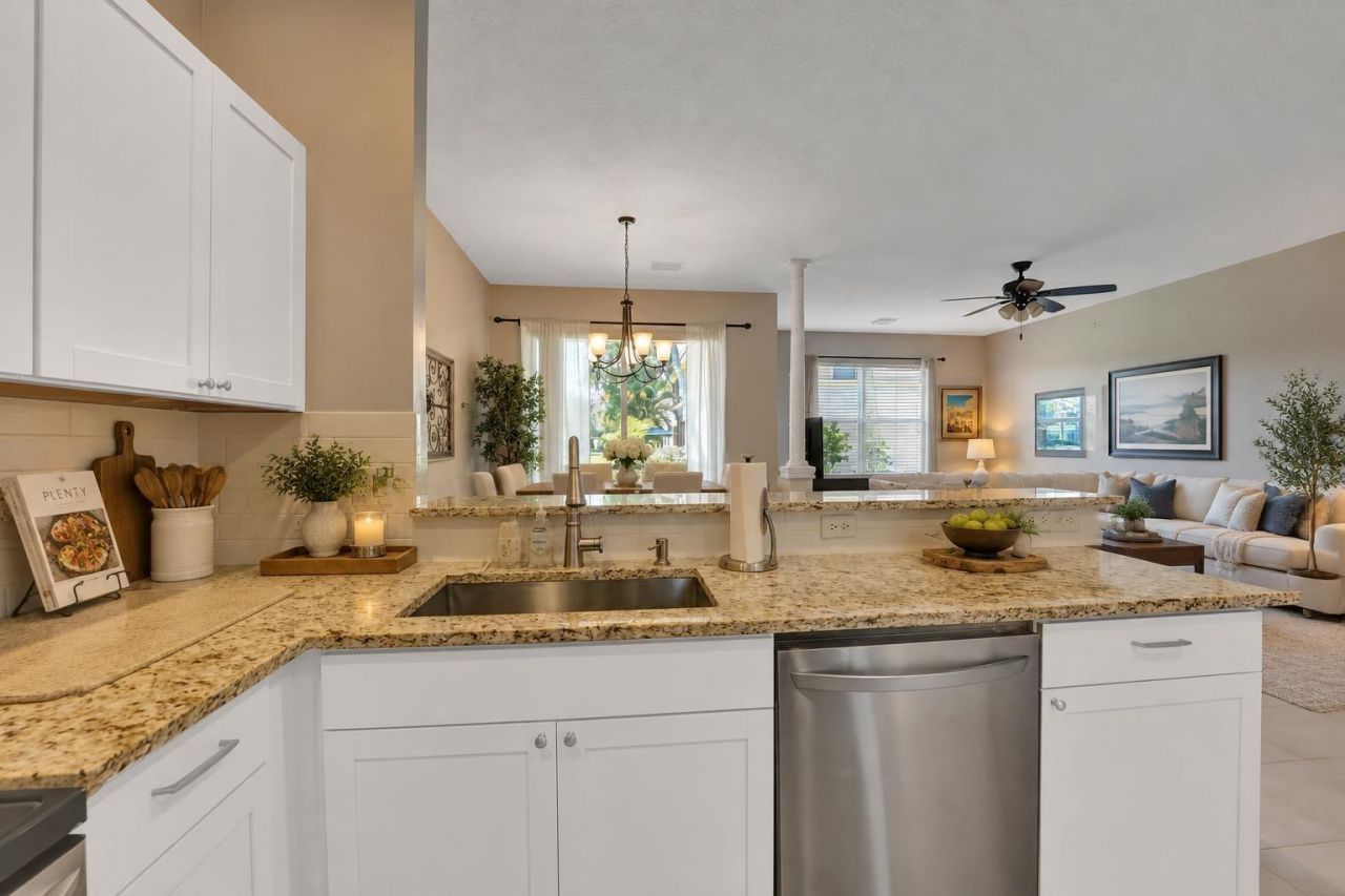 254 River Bluff Lane, Royal Palm Beach, FL 33411 Photo