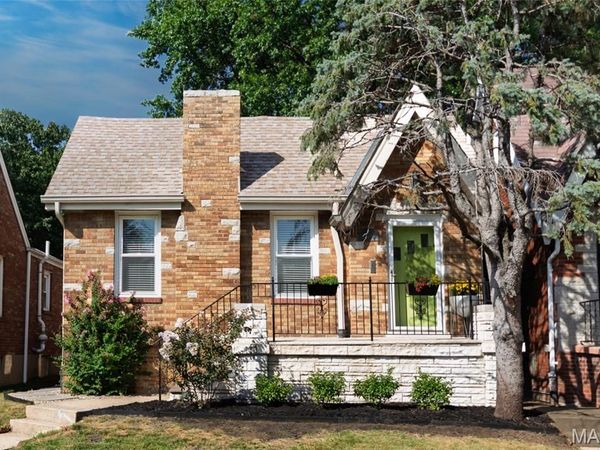 4979 Pernod Avenue , St Louis, MO 63139