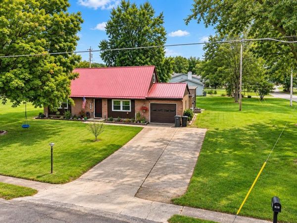 1200 N Long Drive, Syracuse, IN 46567