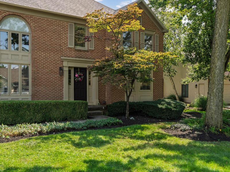 317 Wheaton Court, Columbus, OH 43235 Photo 4