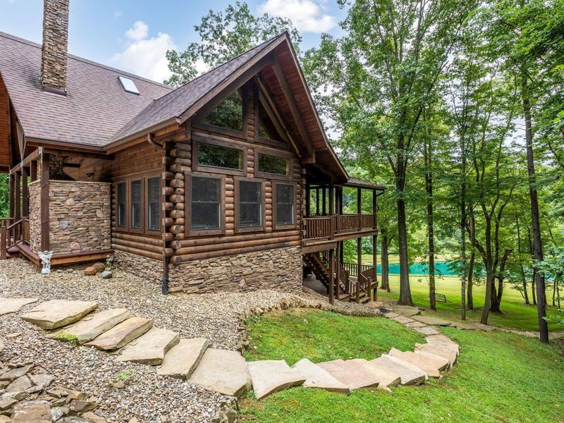 20572 Buena Vista Road , Rockbridge, OH 43149 Photo 4