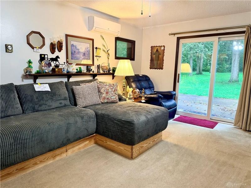 4371 Jordan Road, Lewisburg, OH 45338 Photo 2