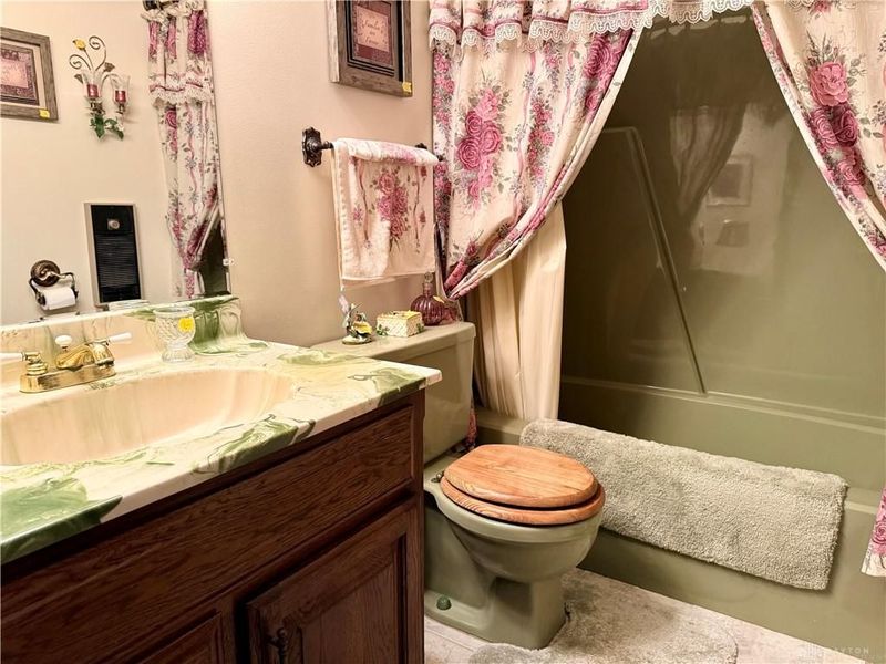 4371 Jordan Road, Lewisburg, OH 45338 Photo 5