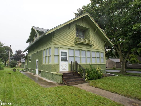 1401 1St Street, Webster City, IA 50595