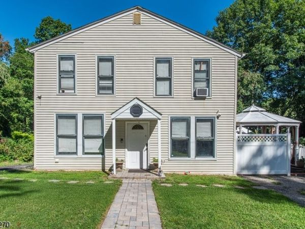 188 Old Howard Blvd, Roxbury, NJ 07856