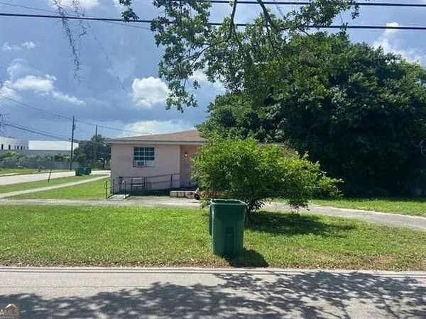 801 NW 96th Street, Miami, FL 33150
