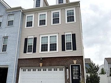 10589 HINTON WAY, MANASSAS, VA 20112