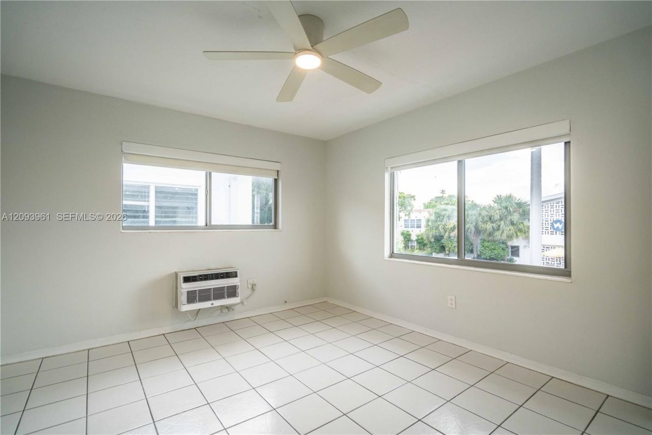 7315 Harding Ave, Unit 10, Miami Beach, FL 33141 Photo